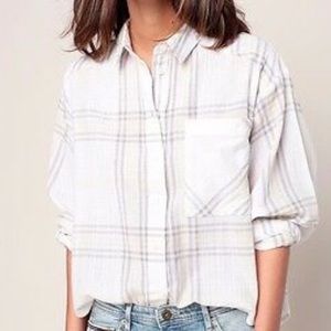 Free people light flannel with flowy arms